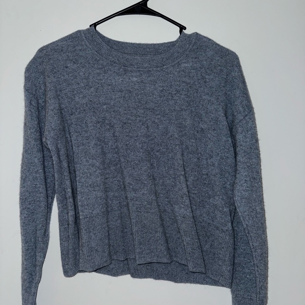 Chic Heather Gray Knit Sweater